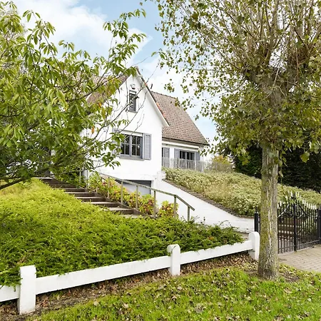 Villa Near Sandy Beach, Cleaning Included *